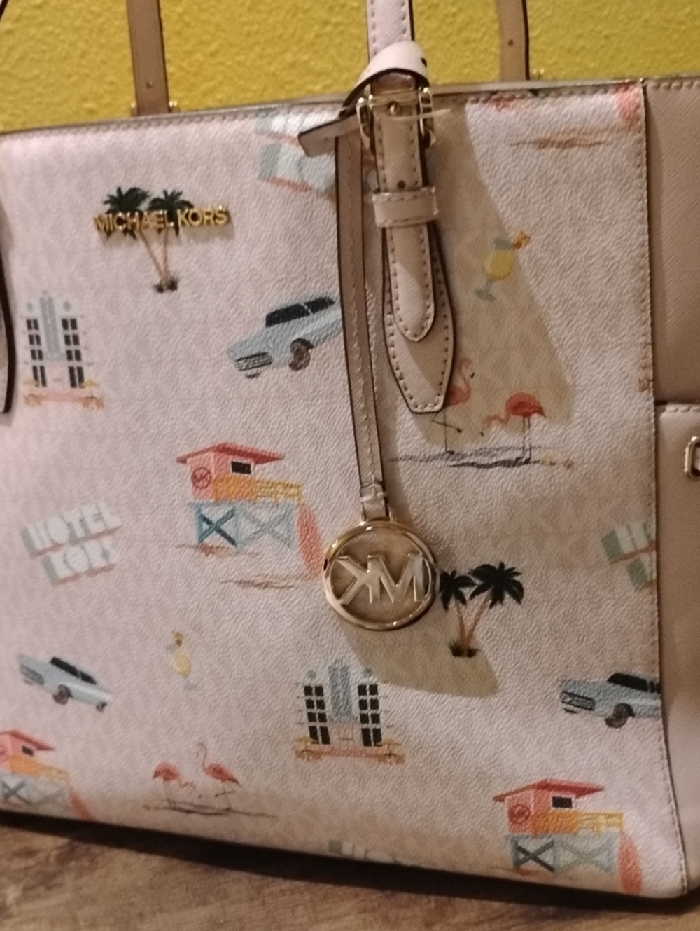 Limited Ed Michael Kors Gilly Large Drawstring Travel Tote light powder blush - Picture 10 of 17